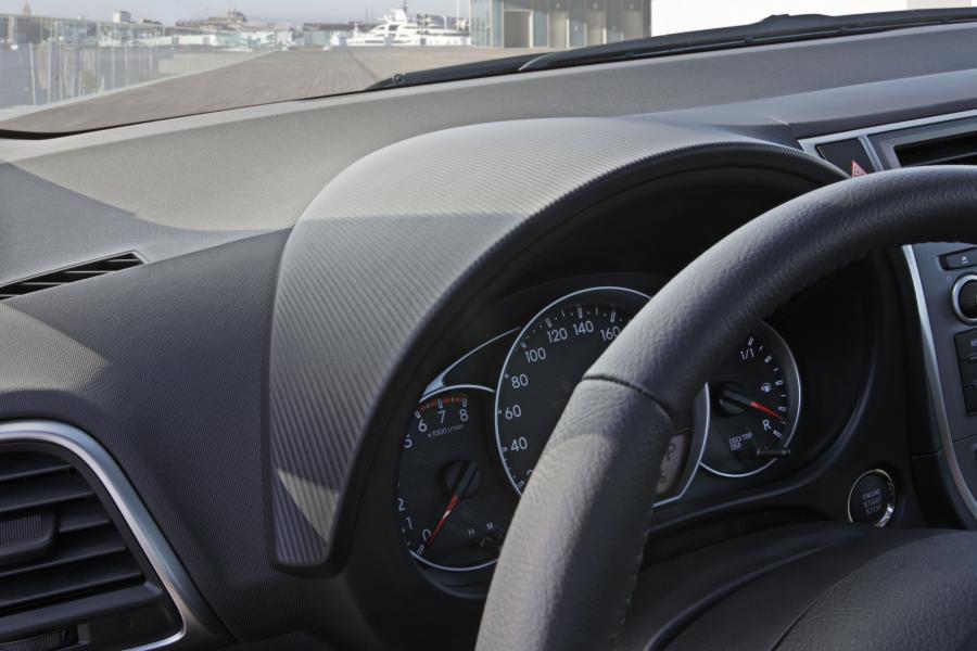  Toyota Verso-S 2010 года  (фото 39 из 109)